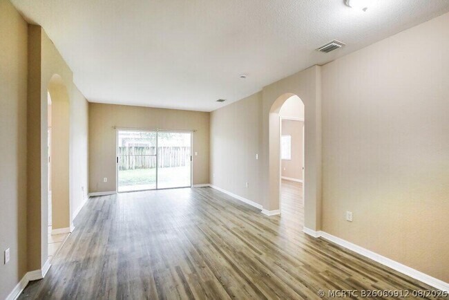 Foto del edificio - 10821 SW 232nd St