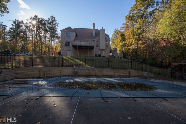 Building Photo - 8945 Private Cove Dr