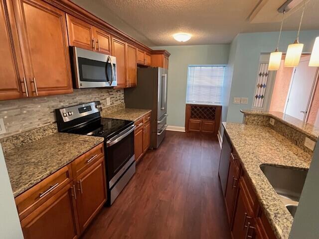Building Photo - 2107 Hidden Grove Ln