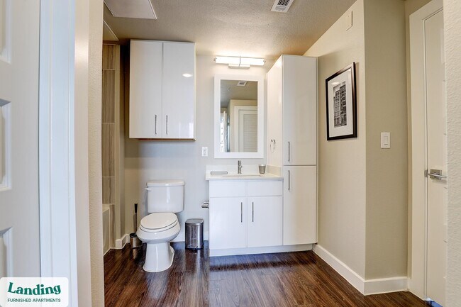 Foto del edificio - 5810 Worth Pkwy