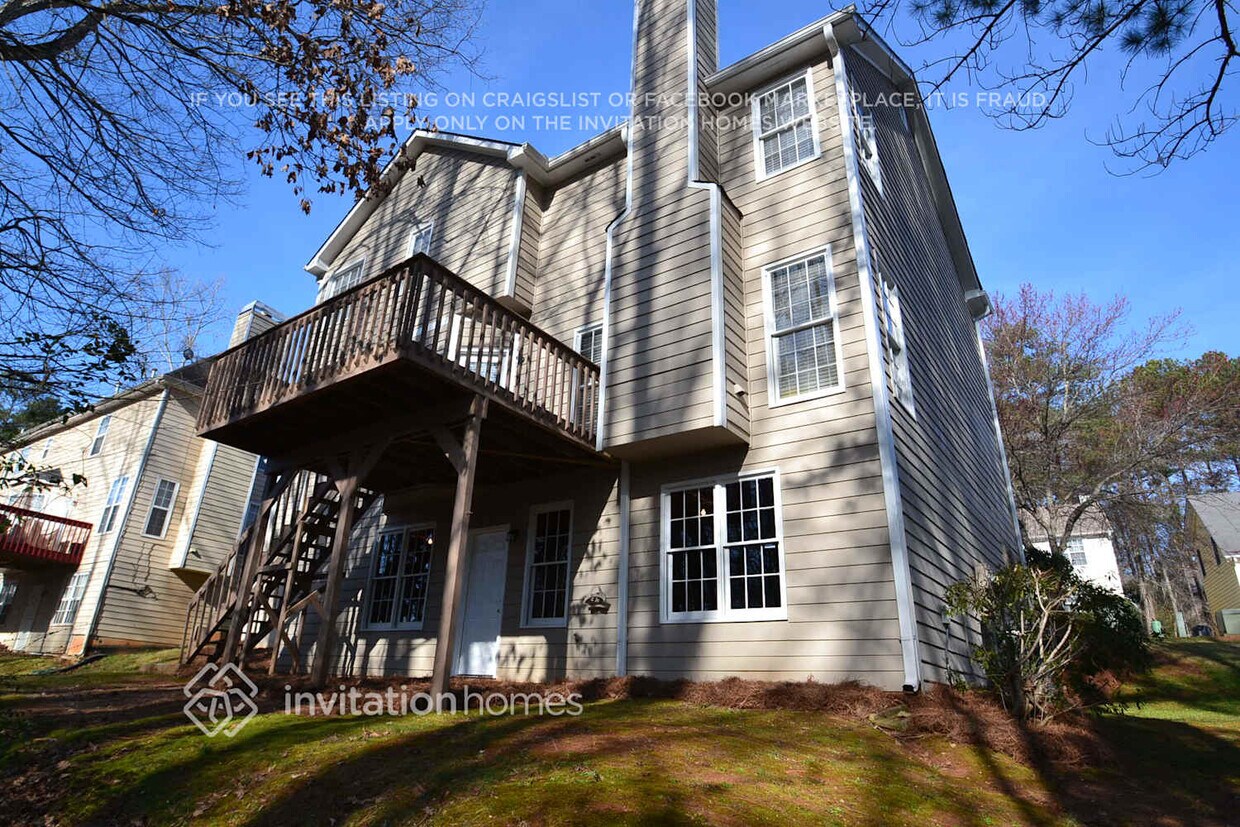 Foto del edificio - 680 Watson Bay Ct