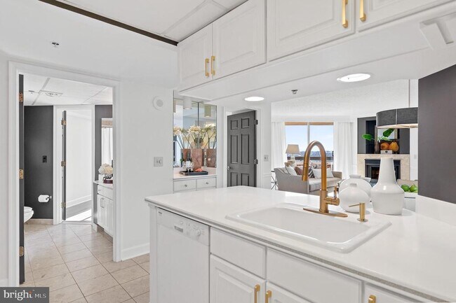 Building Photo - 1276 N Wayne St