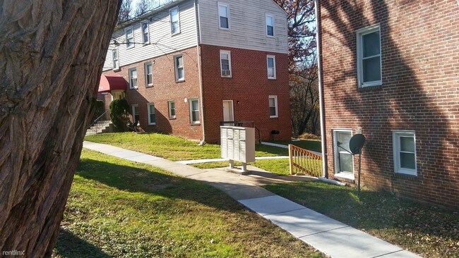 Foto del edificio - 2708 Talbot Rd