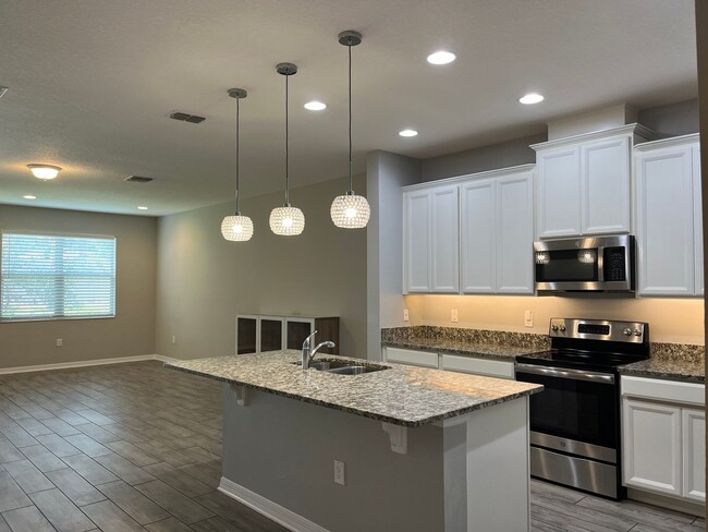 Photo - 11950 Sands Cv Townhome