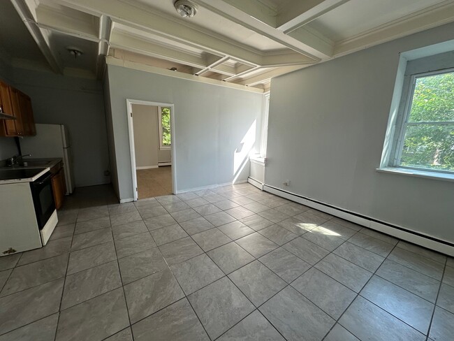 Building Photo - 1217 Arrott St