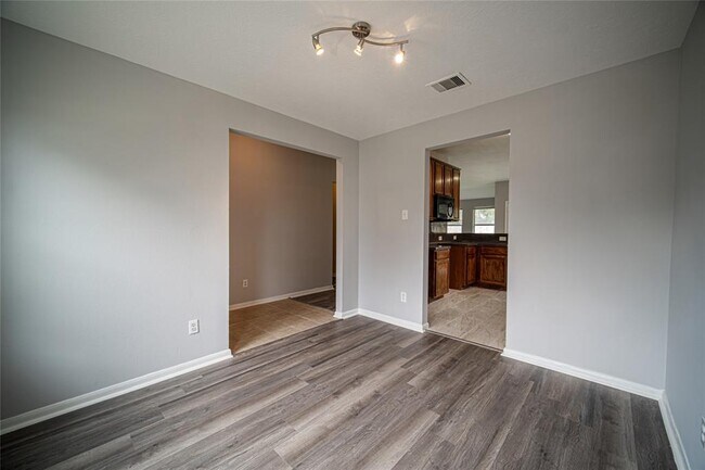 Building Photo - 1218 Collier Point Ln