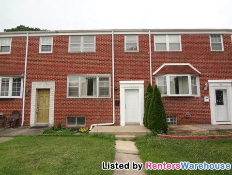 Primary Photo - 905 Circle Dr