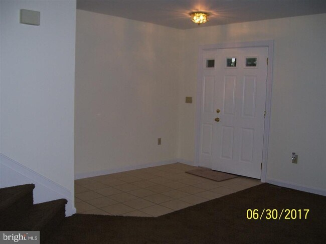 Building Photo - 6105 Collington Ct
