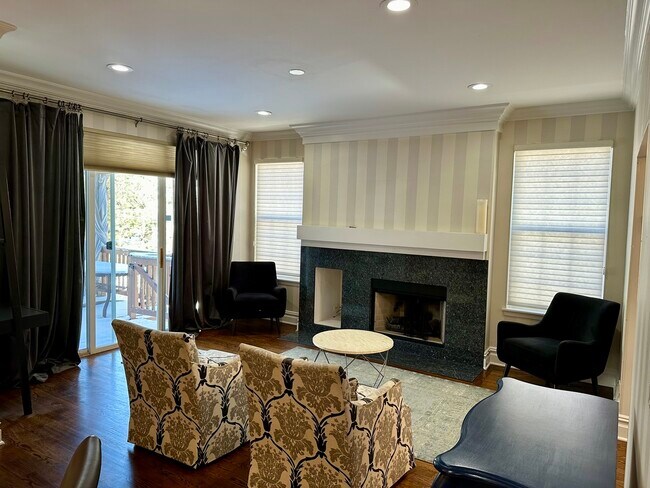 Foto del edificio - 3110 W North Shore Ave