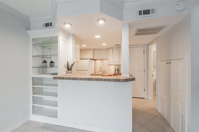 Foto del edificio - 3825 Gilbert Ave