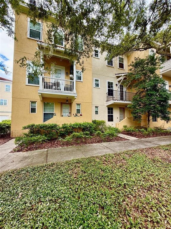 Building Photo - 956 Sombra St