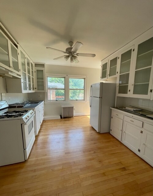 Foto del edificio - 1409 Somerset Ave