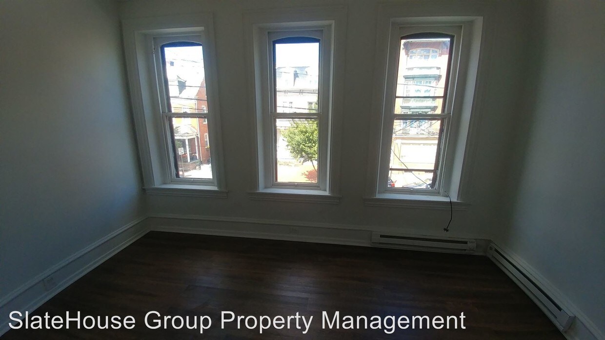 Primary Photo - 126 E Lemon St