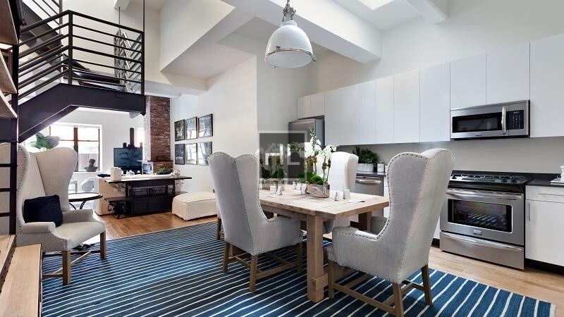 No Fee!! Stunning Loft-like Alcove Studio - No Fee!!  Stunning Loft-like Alcove Studio