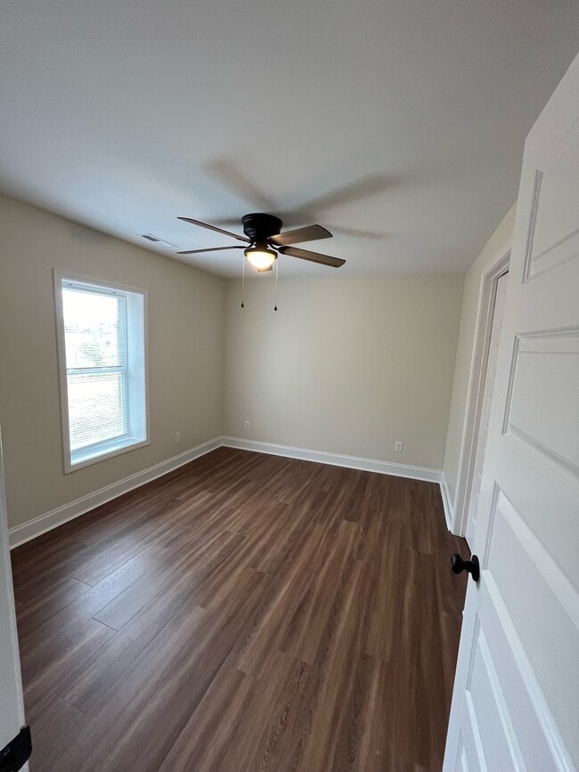 Bedroom - 104 Old Memphis Rd