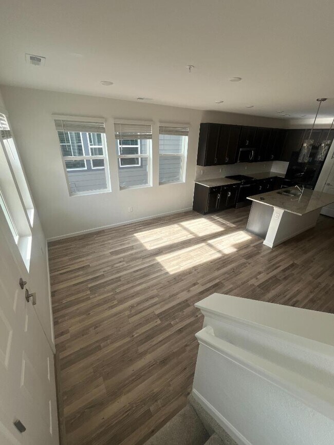 Foto del edificio - 1914 Rosen Dr