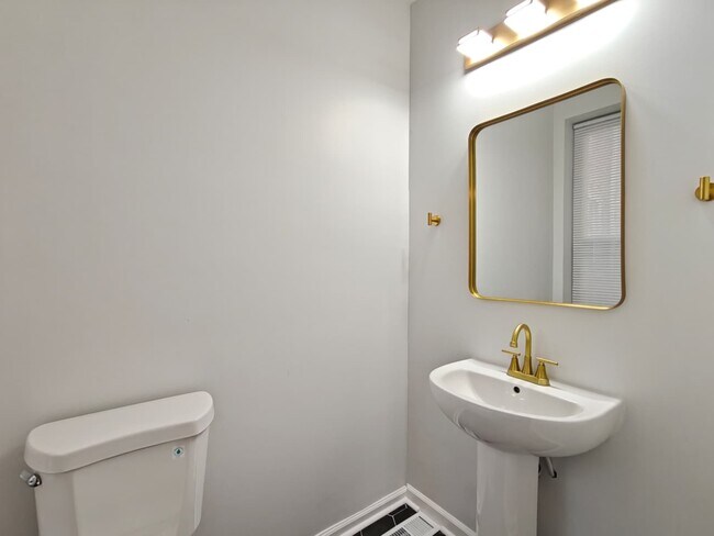 Foto del edificio - 273 S Cecil St
