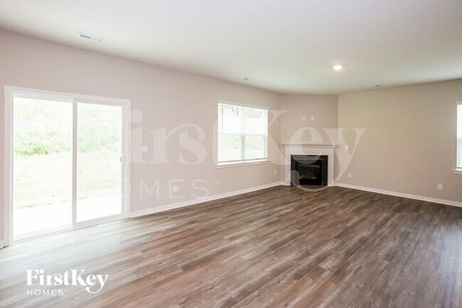 Foto del edificio - 4016 Cramer Ests Ct