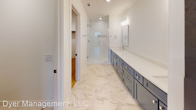 Foto del edificio - 4 br, 3 bath House - 602 South 11th Street #B