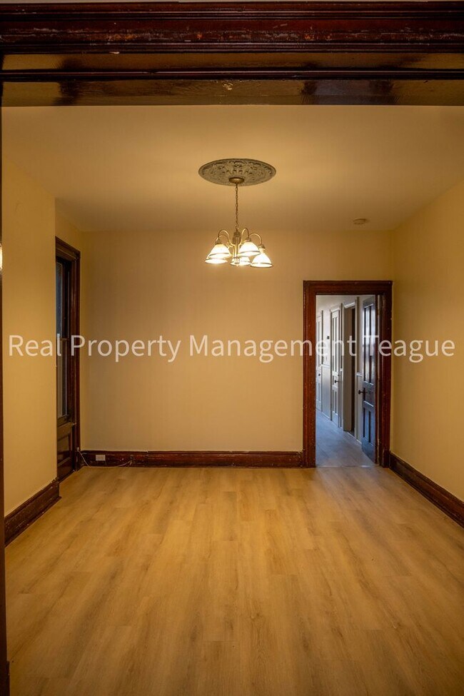 Foto del edificio - 1040 5th Ave