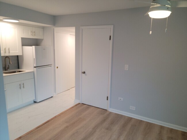 Foto del edificio - 753 Busse Hwy