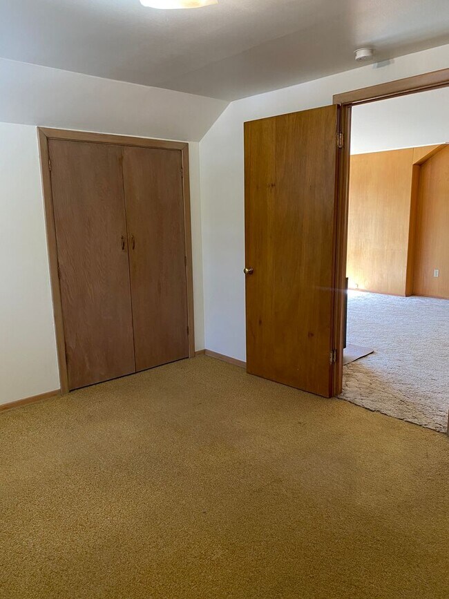 Foto del edificio - 410 South Ave E