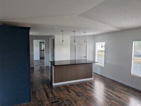 Building Photo - 608 CR-5102I