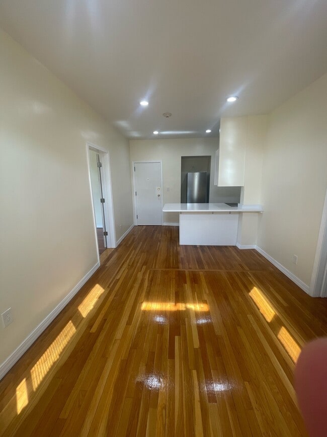 Photo - 879 Beacon St Apartment