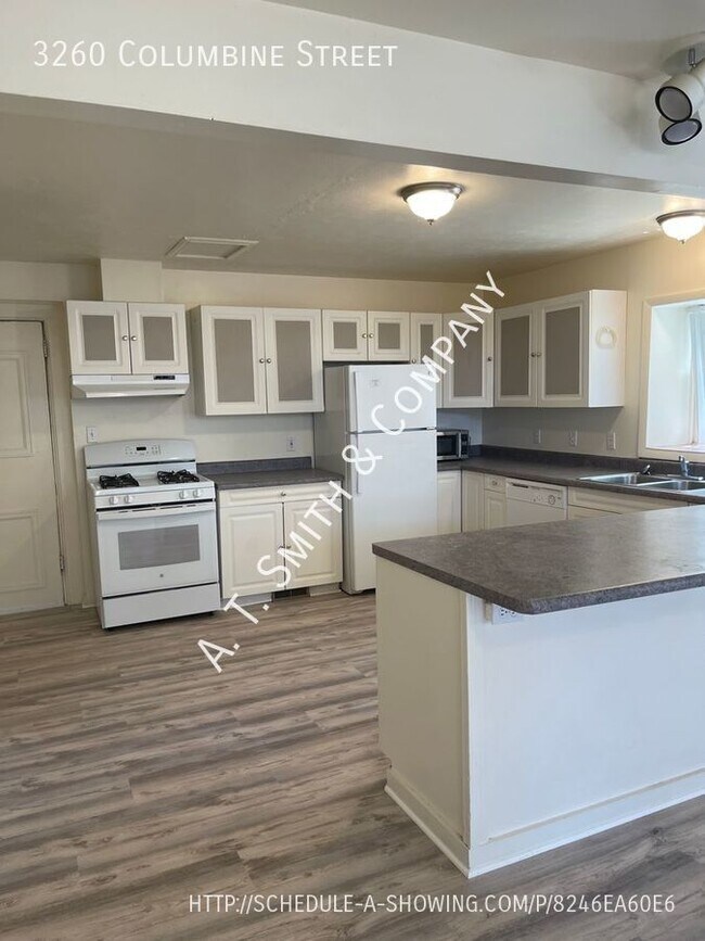Foto del edificio - 3260 Columbine St