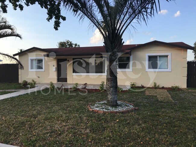 Building Photo - 2751 NW 209th Terrace