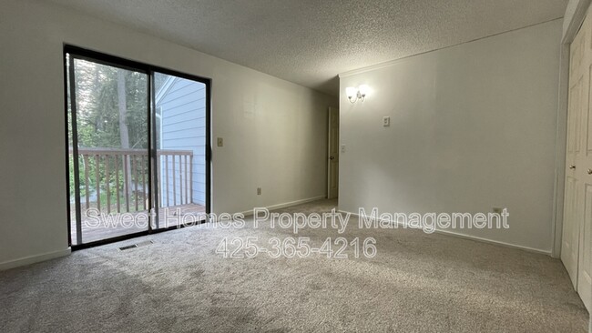 Foto del edificio - 1923 150th St S