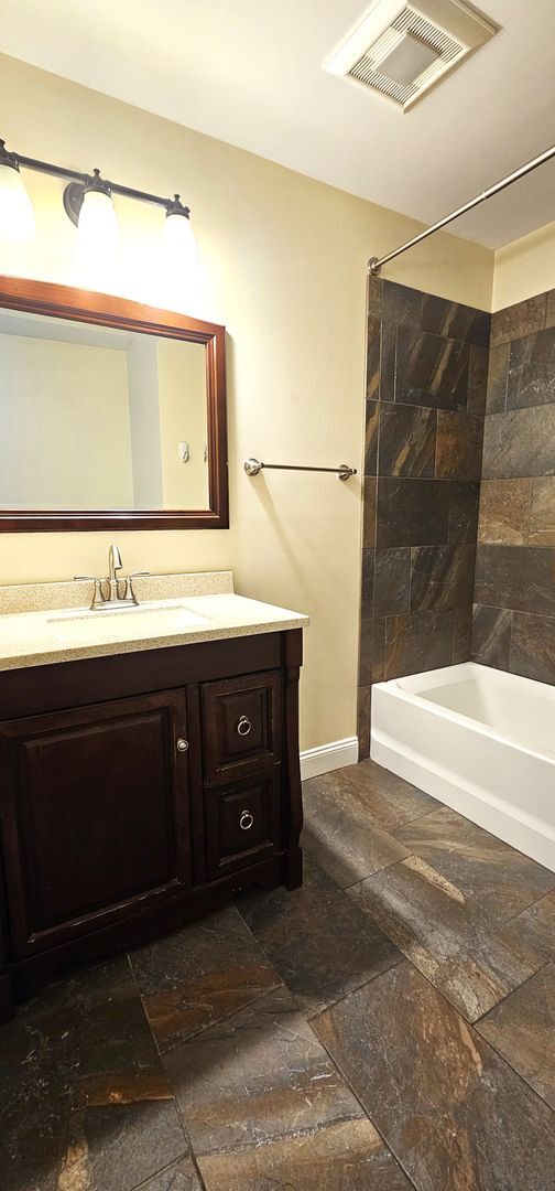 Foto del edificio - 51 N Champlain St