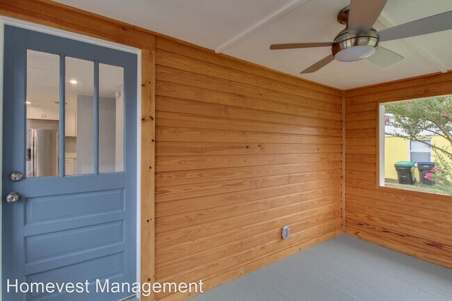 Building Photo - 2 br, 1 bath House - 1750 Lake Margaret Dr