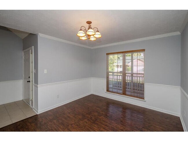 Building Photo - 7641 Pleasantville Way