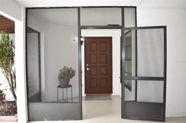 Building Photo - 1702 Aura Ct