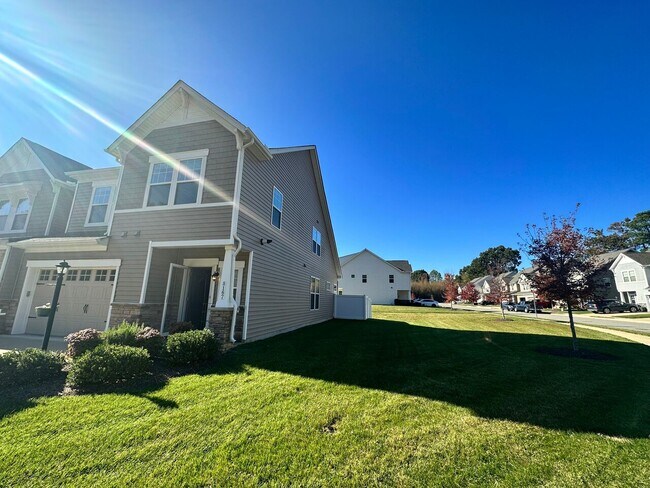 Building Photo - 8167 Marley Dr , Mechanicsville, VA 23116