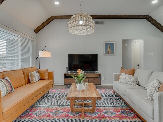 Foto del edificio - 1425 Mayfield Ave