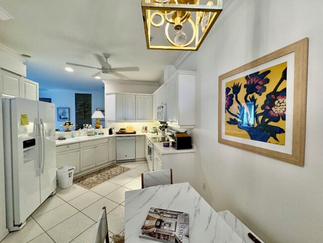 Foto del edificio - 1540 Clermont Dr