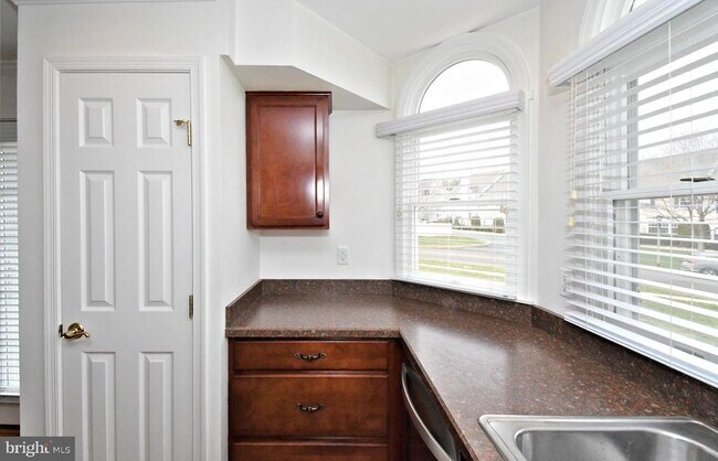 Building Photo - 1501 Margaret Ct