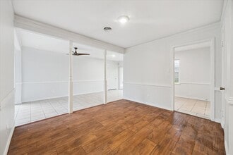 Building Photo - 5132 Mimosa Dr