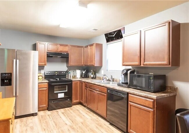 Foto del edificio - 960 Anna Marie Ln