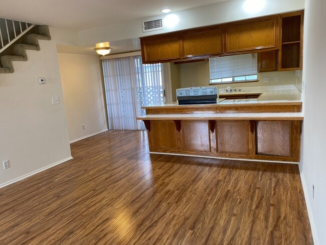 Building Photo - 4530 Ramsdell Ave