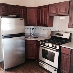 Primary Photo - 121 Hull St
