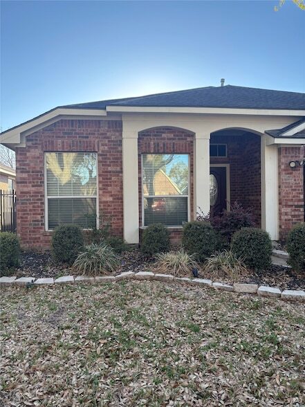 Foto del edificio - 10715 Lyndon Meadows Dr