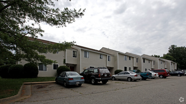 Building Photo - Pocoshock Ridge Apartments