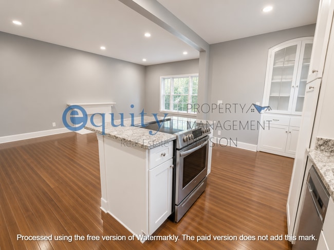 Building Photo - 748 S 1300 E