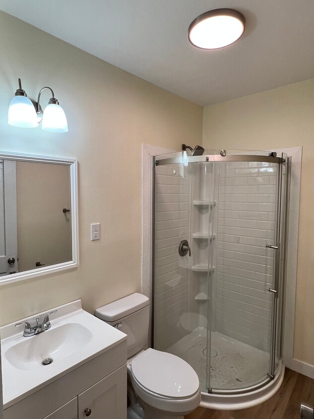 Building Photo - 802 McBee St