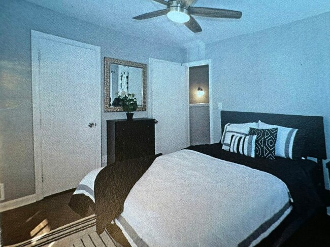 Photo - 1127 Clifton Rd N E Townhome