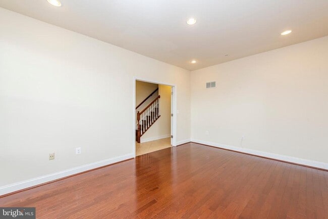 Building Photo - 5970 Logans Way