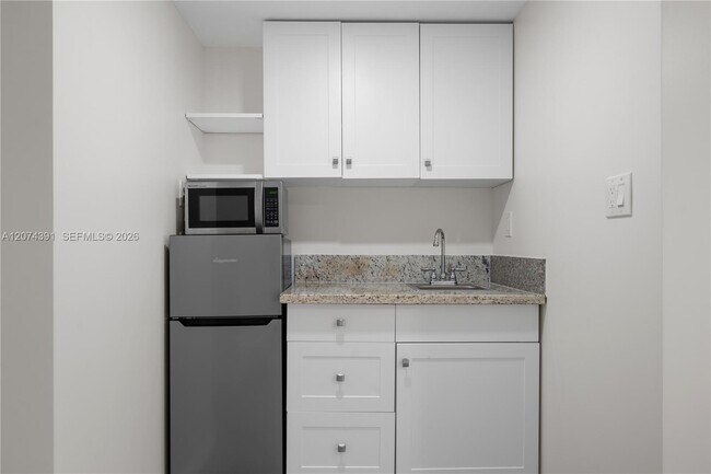 Foto del edificio - 1041 NE 9th Ave